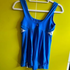 Lululemon top